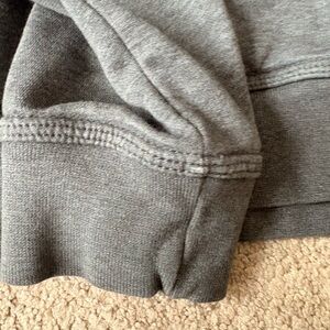 Nike Men's Charcoal Gray Sweater